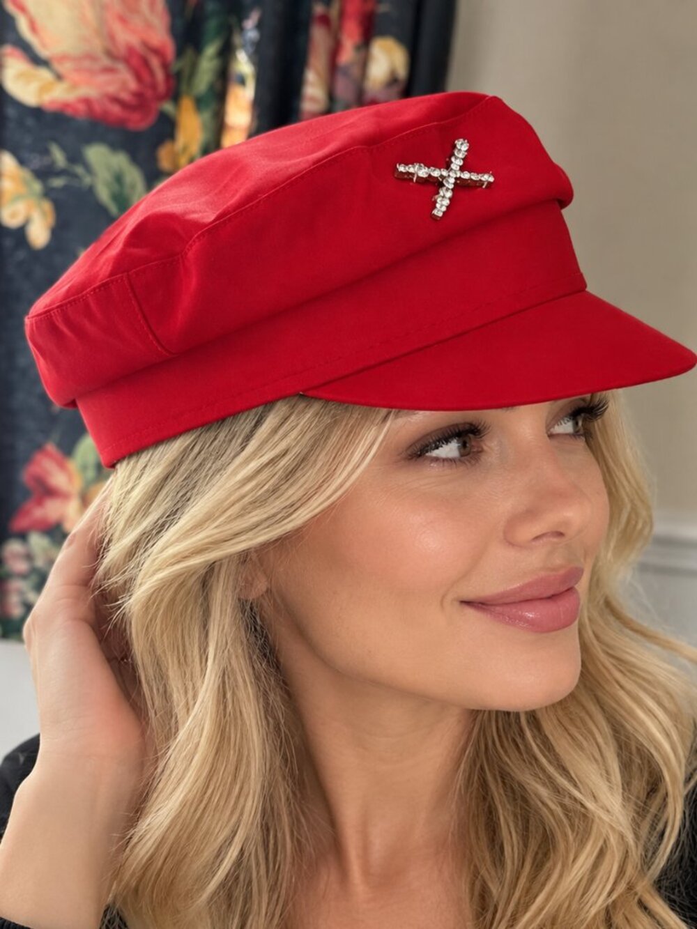Red Rhinestone Newsboy Cap Crystal Cross Embellished Baker Boy Hat